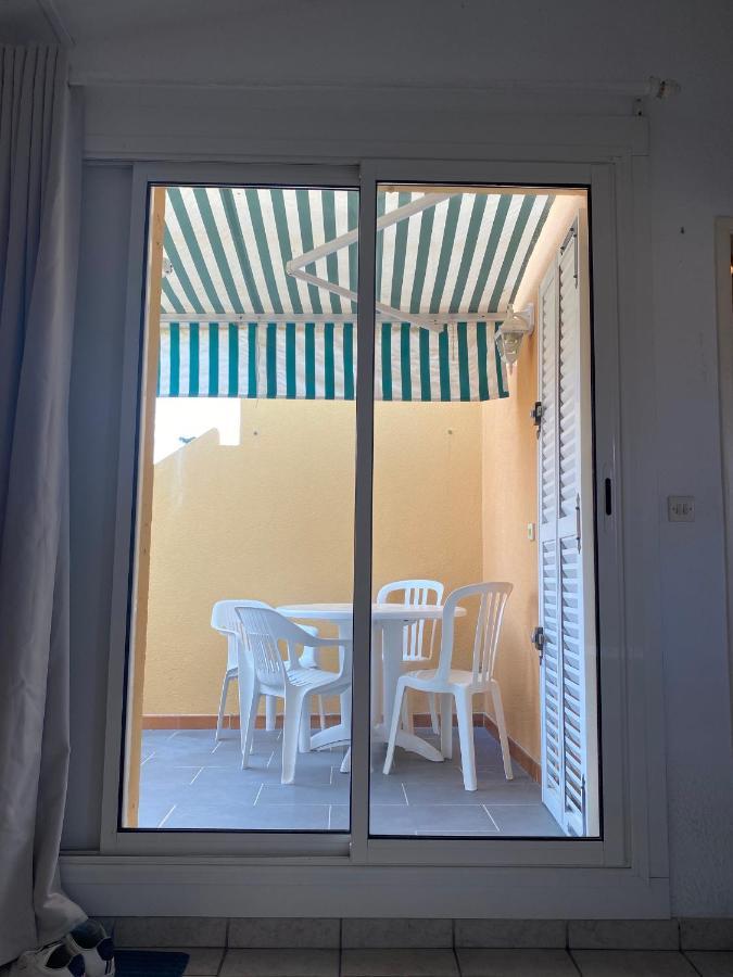 Joli Appartement Mezzanine Avec Parking La Roquille Agde Exterior foto