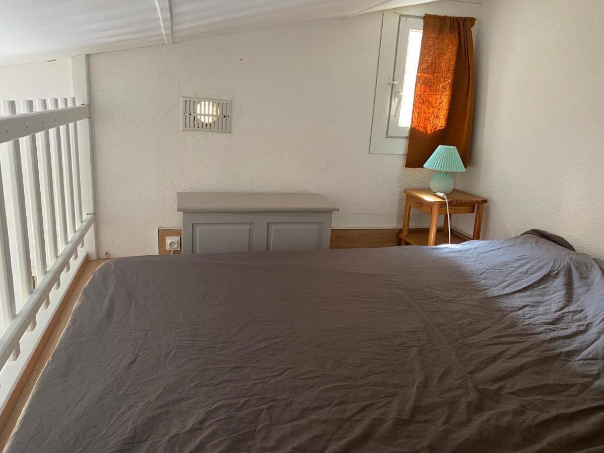 Joli Appartement Mezzanine Avec Parking La Roquille Agde Exterior foto